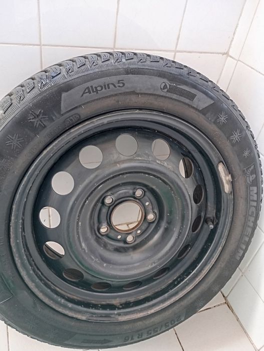 Jantes BMW com pneus novos