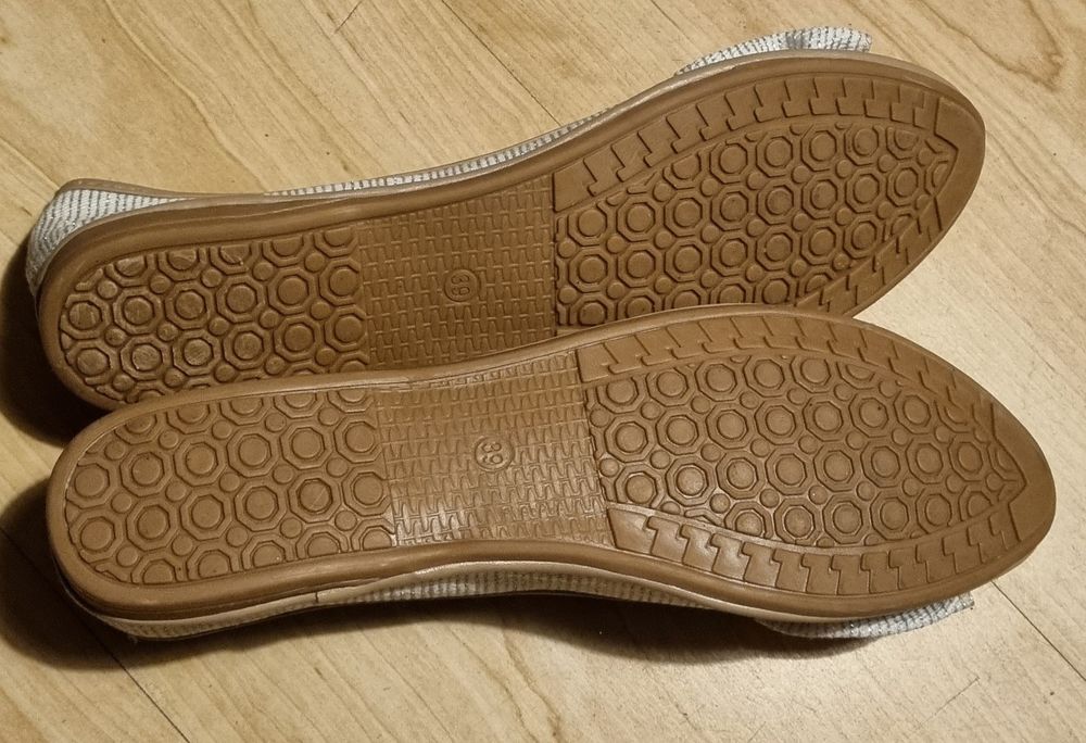 Balerinki firmy Ideal Shoes rozmiar 39