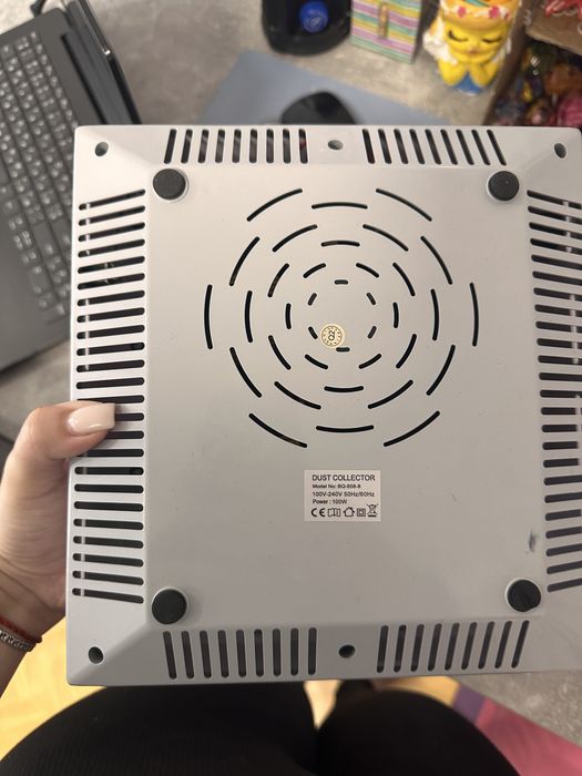 Вытяжка для маникюра