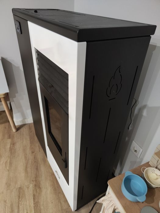 Salamandra a pellets Alpis Gracili 10kW