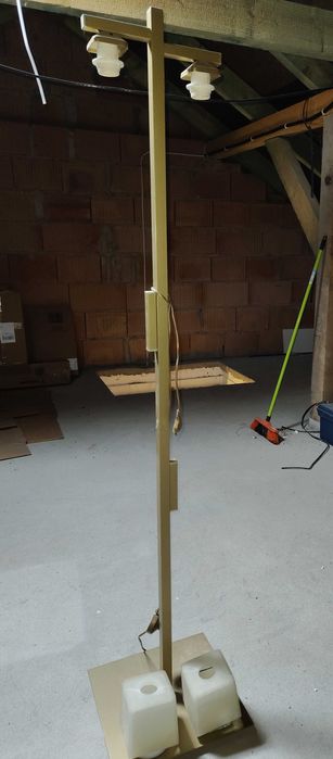 Lampa stojąca w dobrej cenie