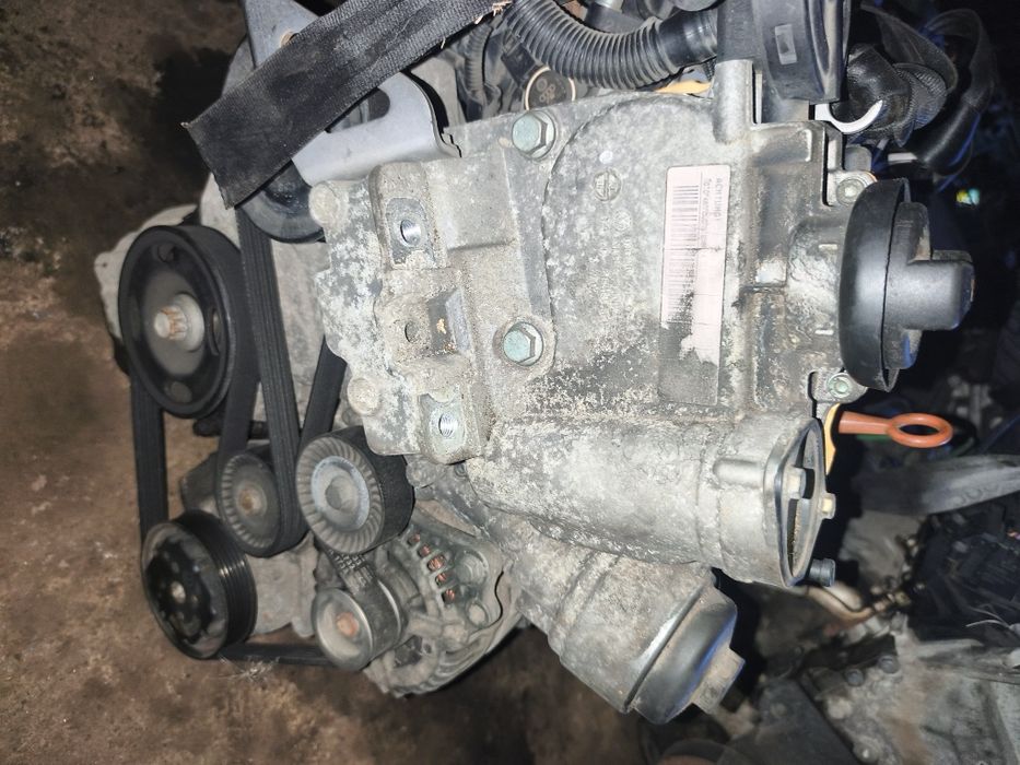 Двигун 1.6FSi BLF Фольксваген Шкода Сеат мотор