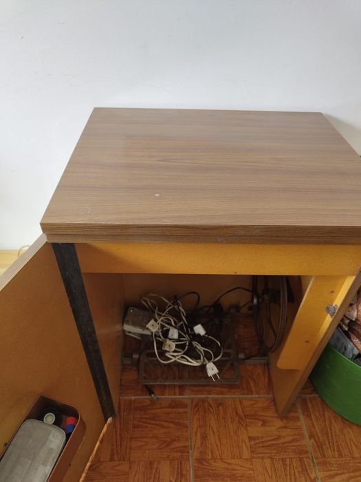 Maquina de costura oliva 515