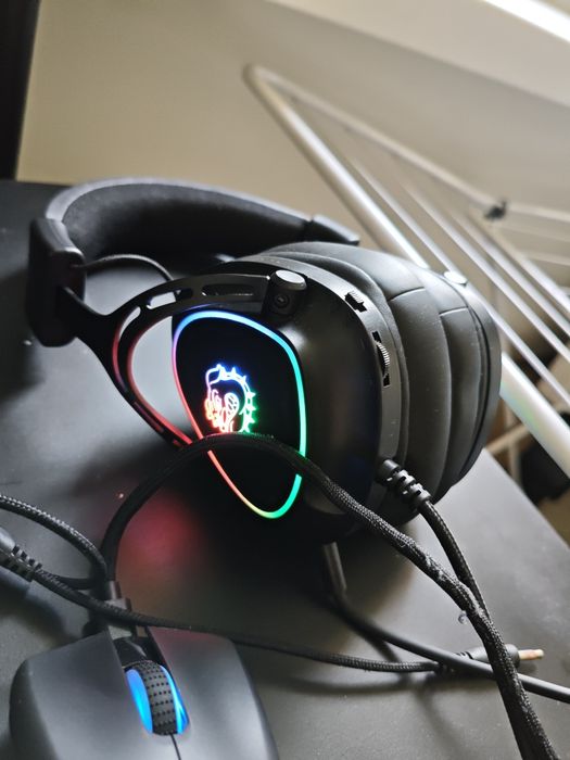 Laptop Lenovo loq 15arp9