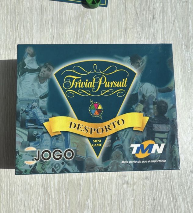 Jogos Trivial Pursuit clássico (edição Genus) + Trivial Pursuit Desporto