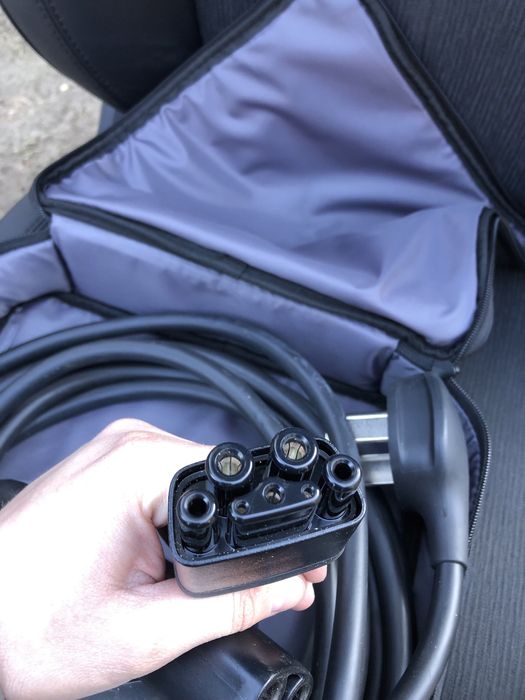 Зарядка Tesla model S