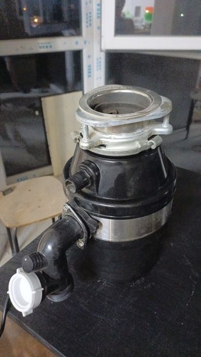 Измельчитель бытовых отходов подрібнювач харчових відходів