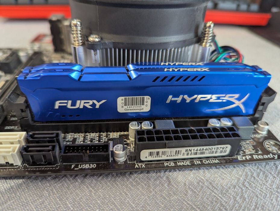 Бюджетний ігровий комплект