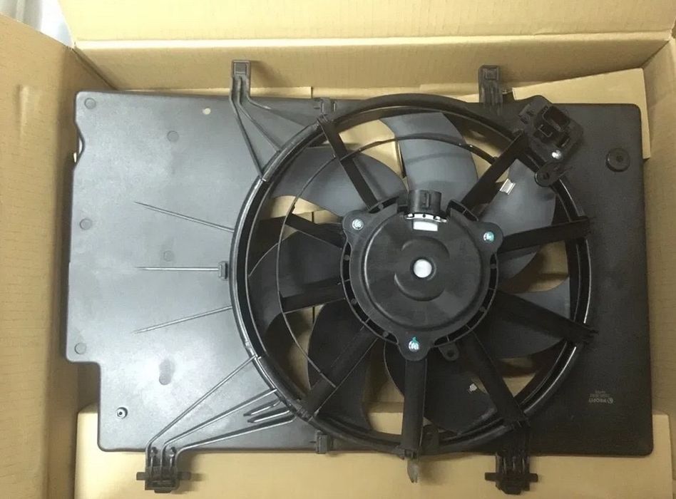 Диффузор   Ford Fiesta mk7 USA