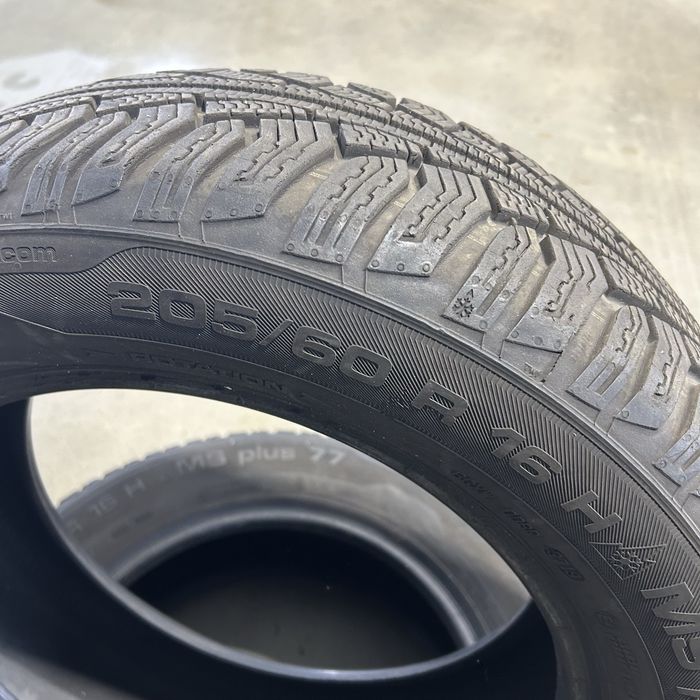 Pneus Uniroyal 205/60/R16