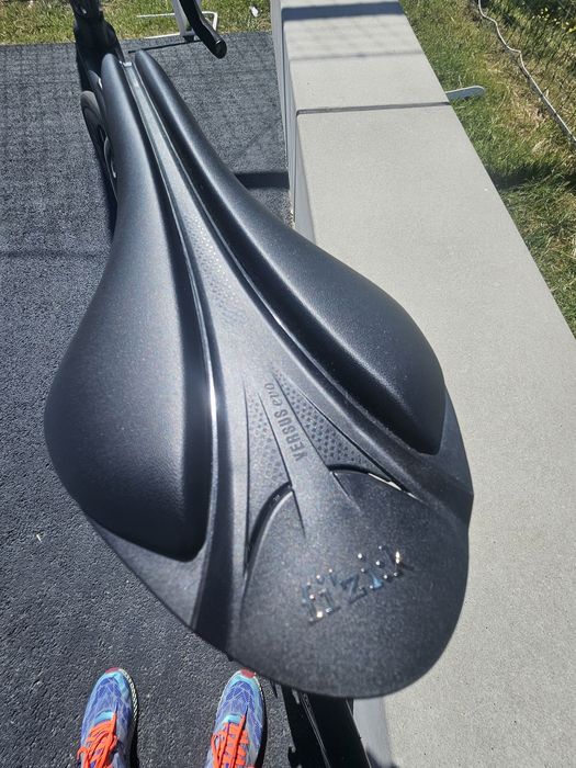 Bicicleta Elétrica de Estrada Van Rysel E-EDR CF em  Carbono com grupo eléctrico DI2