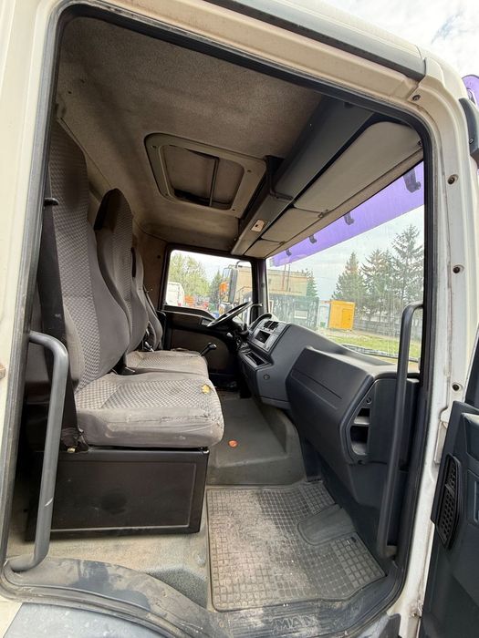 MAN TGL 8.180  Man TGL 8.180 bramowiec zabudowa palfinger