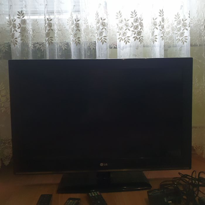 Продам телевізор LG