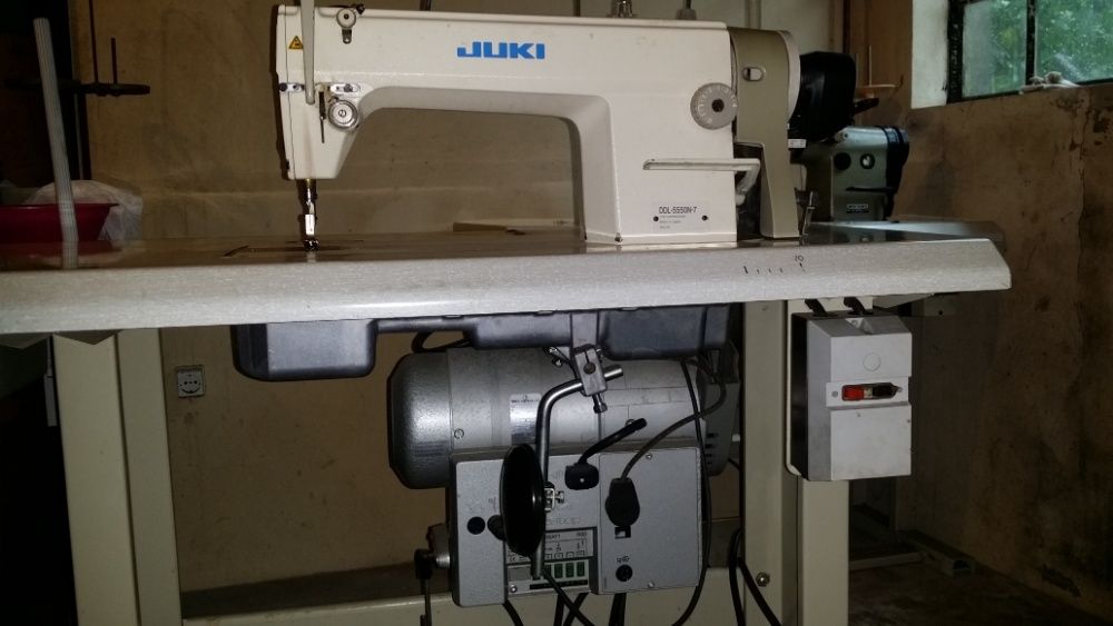 Máquinas de Costura de malhas trifasicas (1)