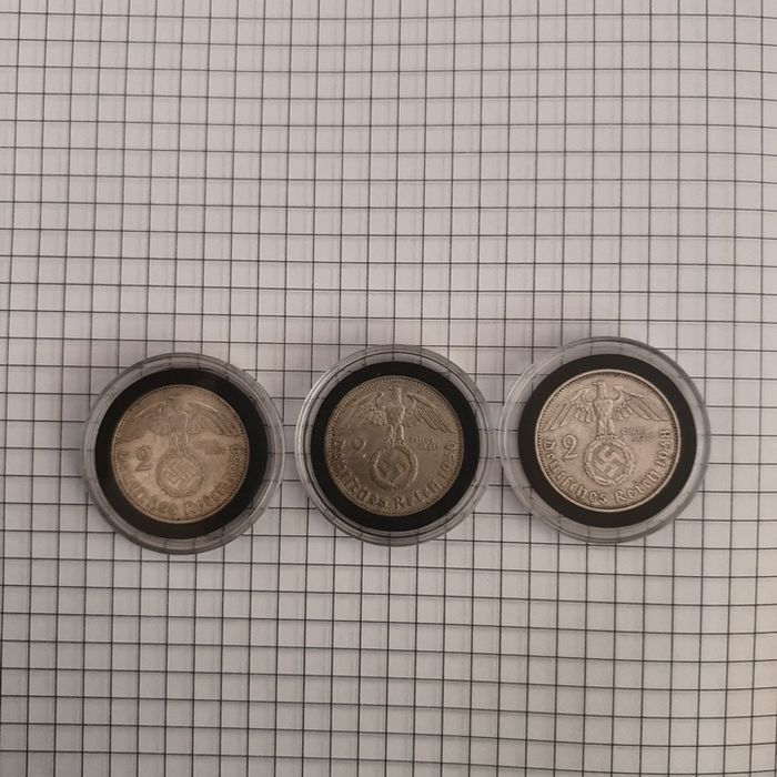 Продам монети стан ідеальний.