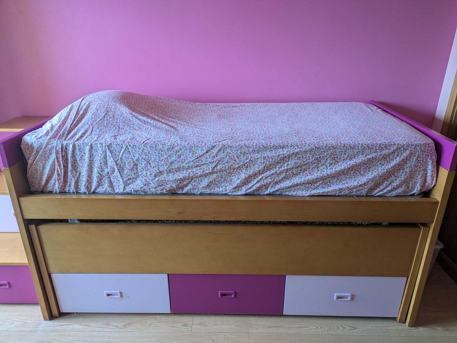 Cama de solteiro/criança com gaveta