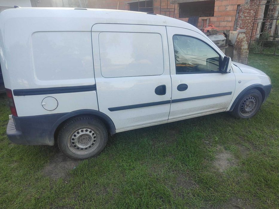 Opel combo-C  2011 rok
