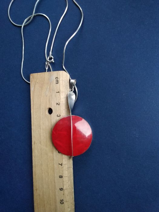 Srebro wisior czerwona zawieszka