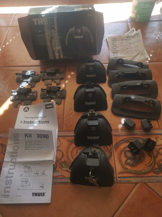 Stopy bagażnika Thule Rapid system 753 z kit thule 3090 do Kia Ceed