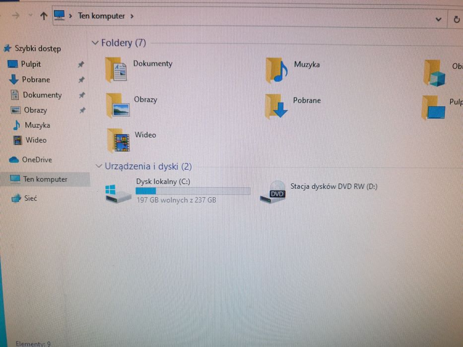 Fujitsu esprimo D556 i3 7 gen SSD