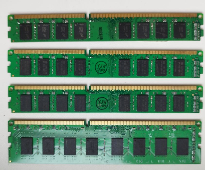 Оперативна пам'ять DDR3-1600 4GB 2GB