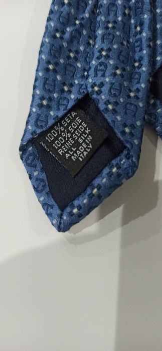 Krawat Aigner jedwabny niebieski