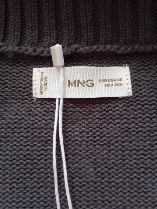 Светр на блискавці mango