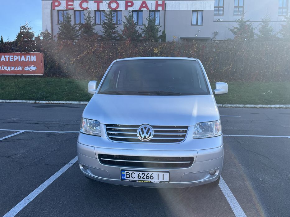 Volkswagen Caravelle Long