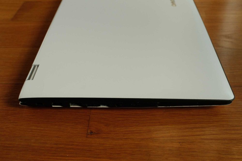 Lenovo Yoga 500 | 2-em-1 Tátil | Funcional | Ideal para uso básico