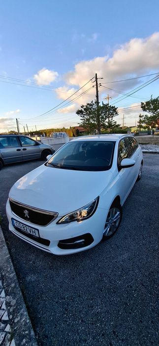 Peugeot 308 SW 1.5 BlueHDi 130cv GPS Câmara 360°