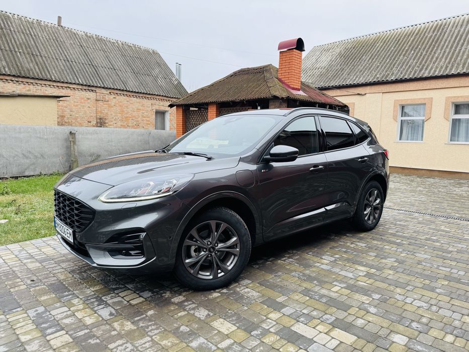 Ford Kuga 2.5PHEV eCVT AWD ST-Line 2023 рік