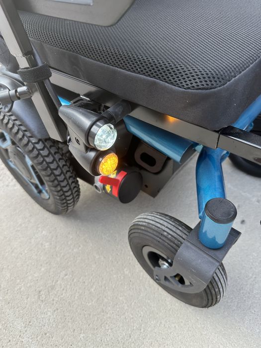 Wozek inwalidzki elektryczny VITEACARE