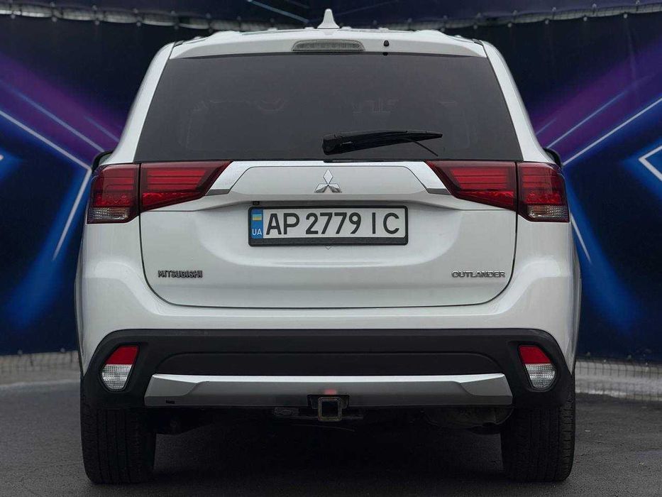 Mitsubishi Outlander 2017, 2.4 бензин, автомат