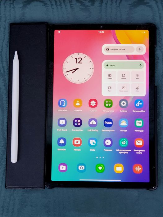 Samsung Galaxy Tab S5e; 4/64 ГБ, LTE. Планшет, чохол, стилус в комплекті