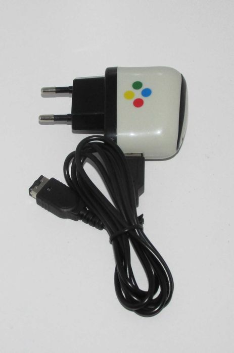 Carregador Nintendo DS / Game Boy Advance SP