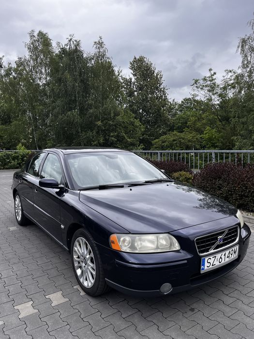 Volvo s60.