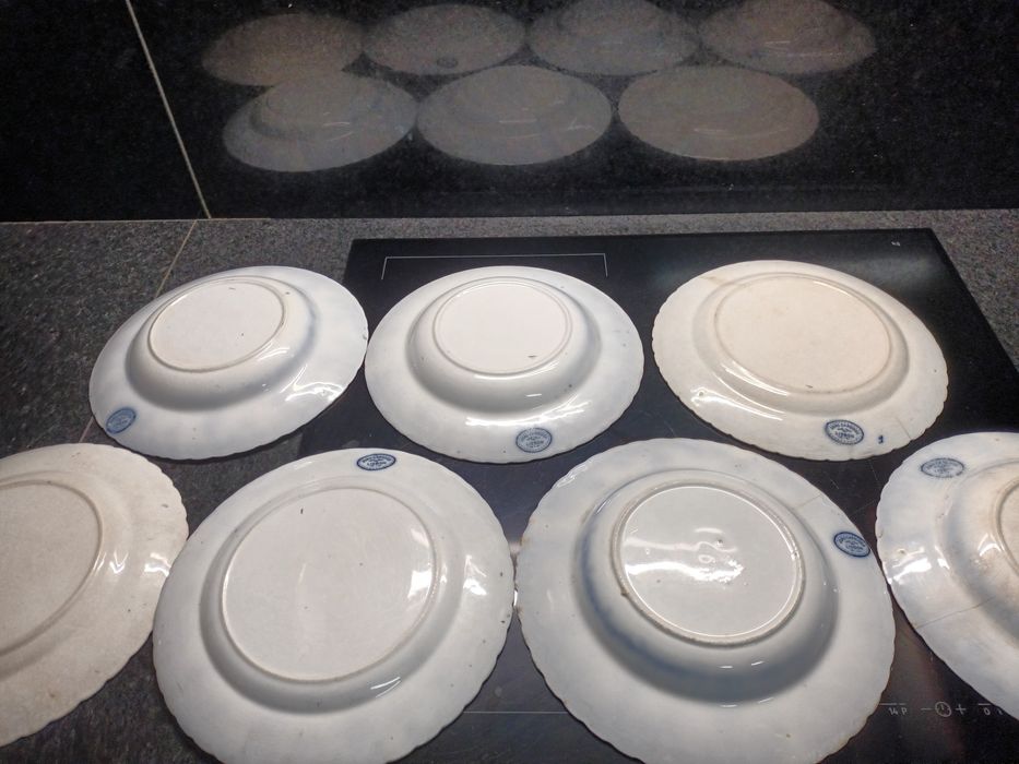 7  Pratos  da Marca João Cardoso - Lisbon