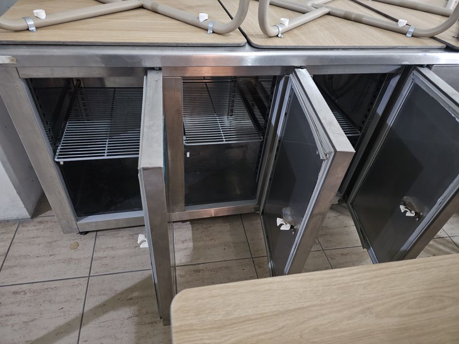 Vendo  balcao de frio 3 portas