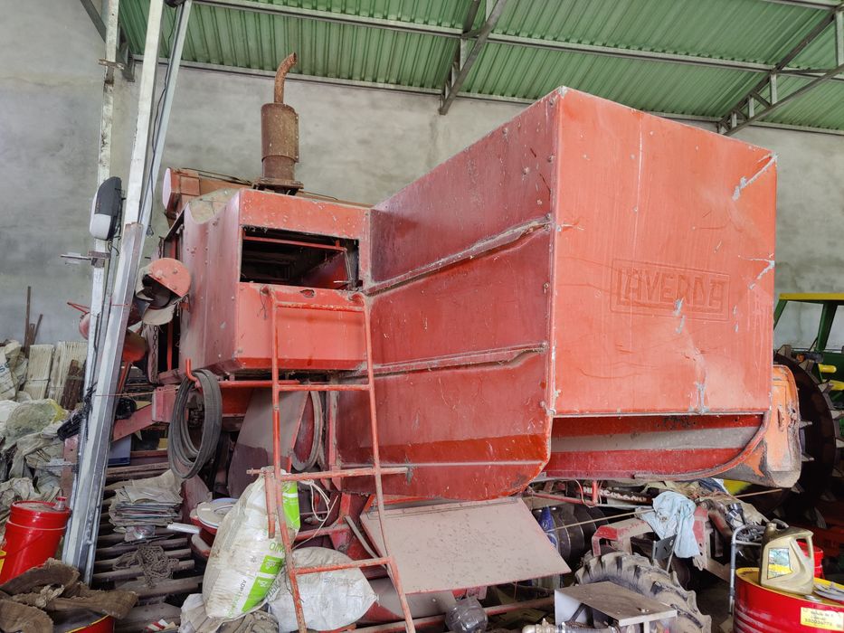Ceifeira Debulhadora Laverda M100