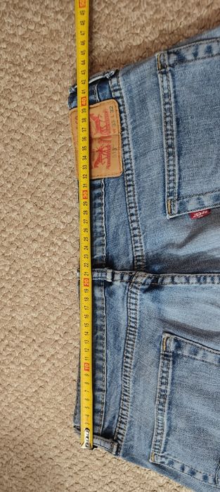 Джинси Levi's 513