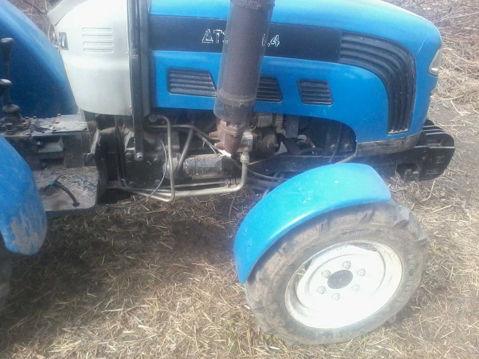 Трактор ДТЗ 244.4