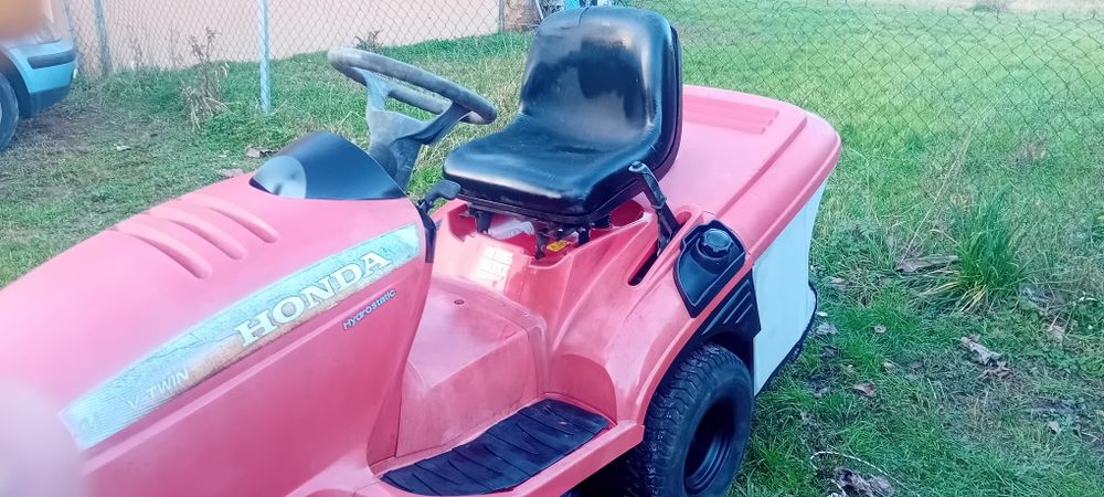 Tractor corta relva 24cv honda hidrostatica