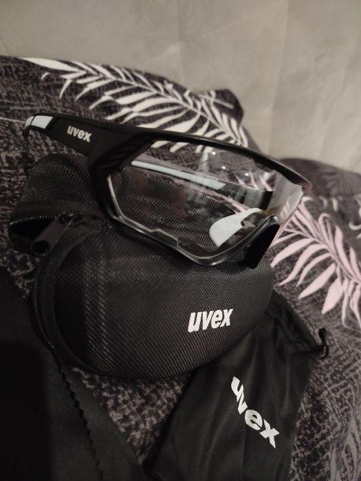 Sportowe okulary Uvex premium edition