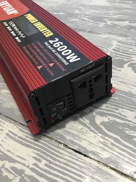 Інвертор Eryuan 1300/2600W 12-220v чистий синус