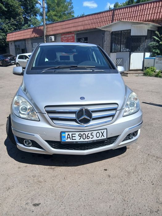 Продам мерседес В 180