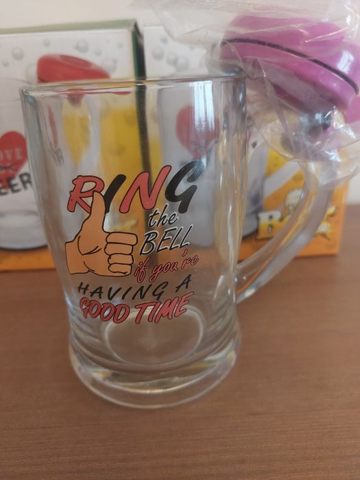 Artigo NOVO na Caixa - Party Beer Mugs 400Ml