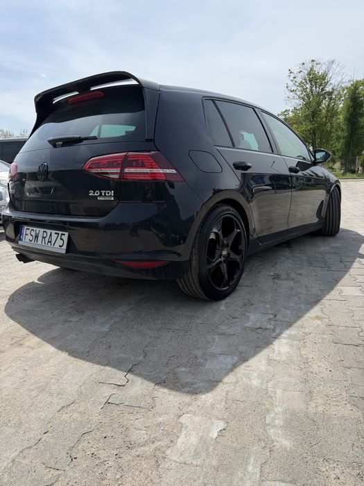 S P R Z E D A M   Golf VII