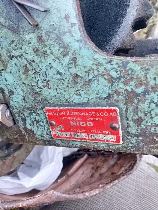 Cadernal 1500kg antigo