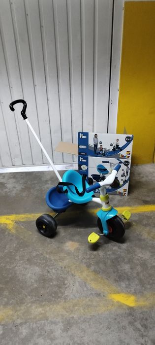 Triciclo criança + capacete