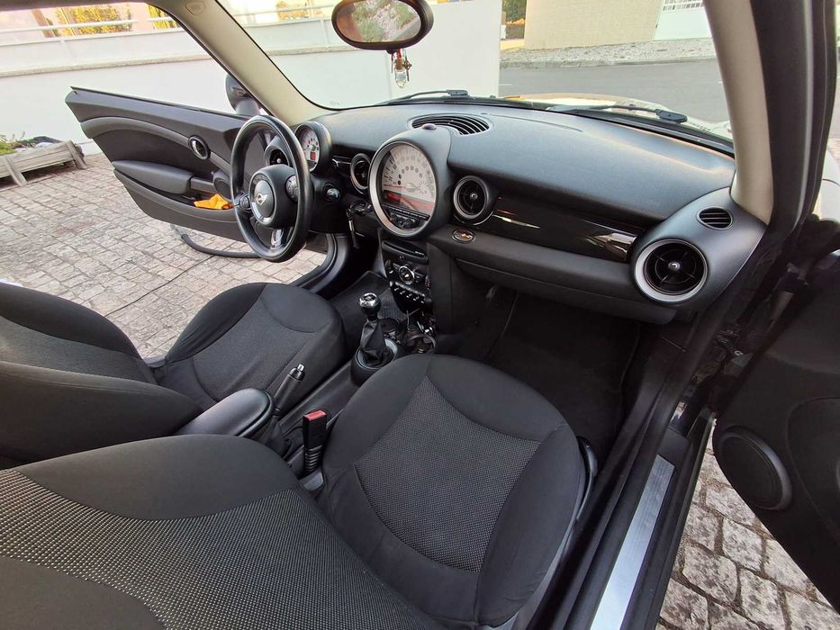 MINI Cooper Exelente Estado